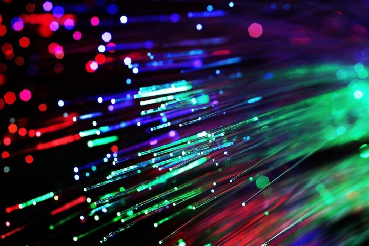 为什么海底电缆才是王道