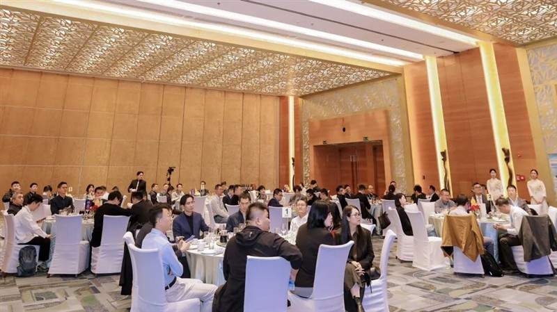 达实物联市场总监黄志勇荣获“2025物联网行业年度风云人物”